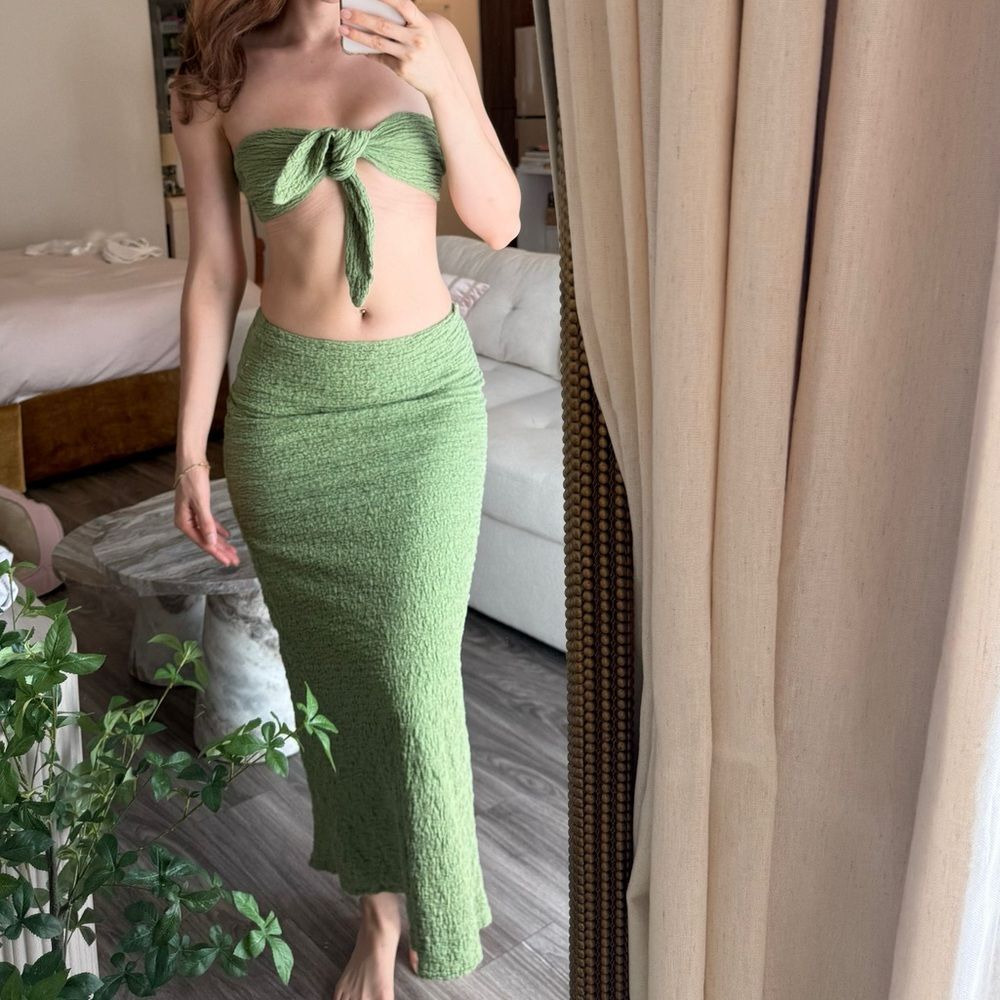 Princess Polly Matilda Maxi Set Green size 2 skirt and top matching set - Picture 5 of 12